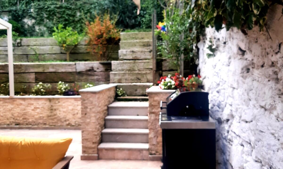 0a408786-9fea-4fe9-84ca-2be9e32612a6