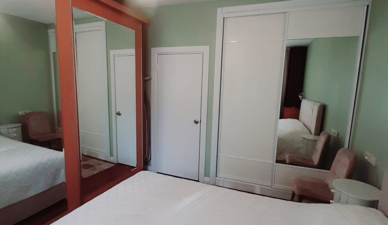 4caffeba-5a52-405c-9b1a-86b438802cdf