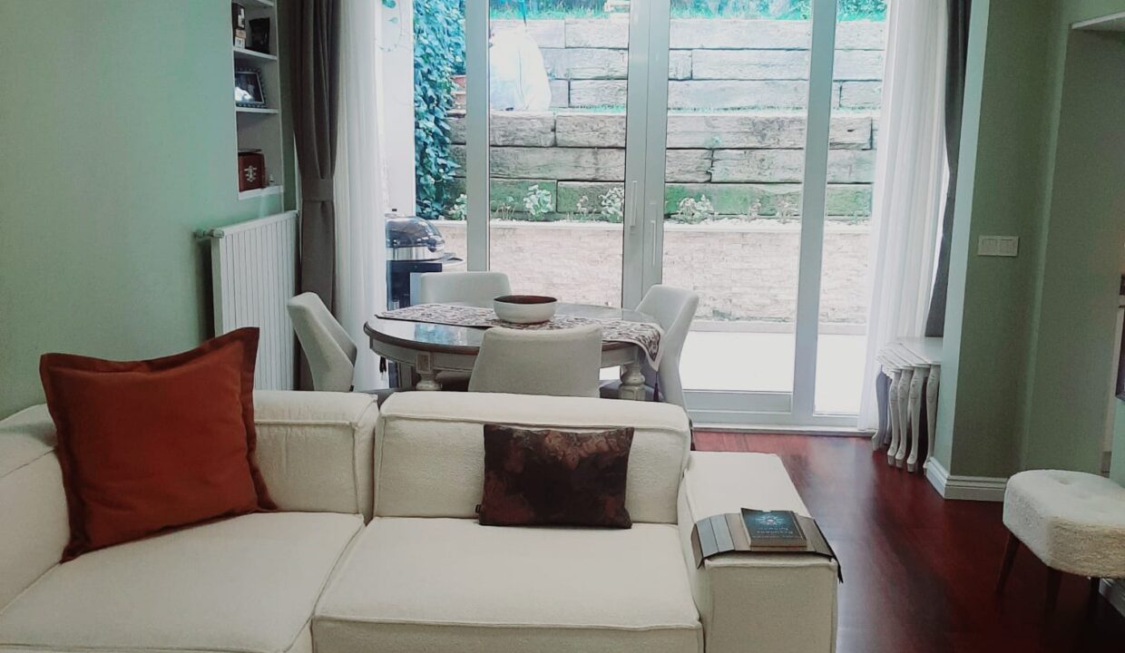 54161f7a-0bae-4ce1-88b5-5d119955fbc1