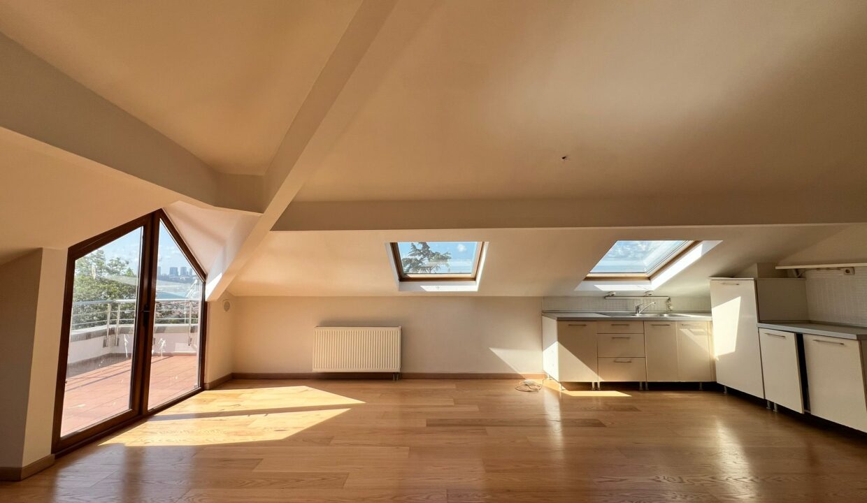 8fbc933e-78bf-406e-8bc6-107a2393c2bc