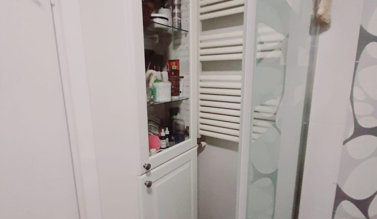 cbd1aa0b-a49c-42fa-ae4b-3631c40fabd6